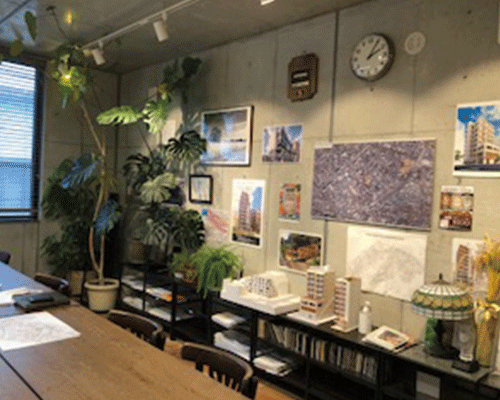 井出コーポレーションの店舗写真です